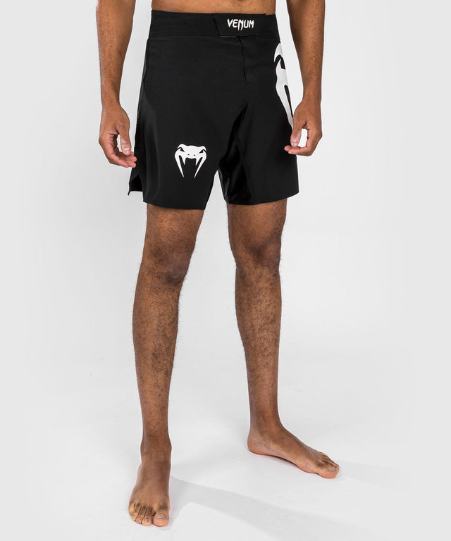 Venum MMA-Shorts Light 5.0 – Schwarz/Weiß
