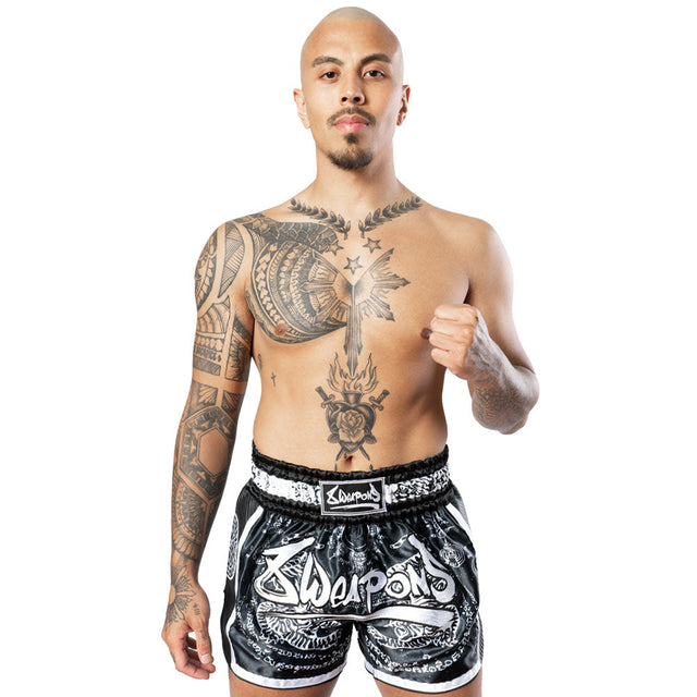 Pantalones de Muay Thai 8 WEAPONS Carbon Sak Yant Tigers – Negro