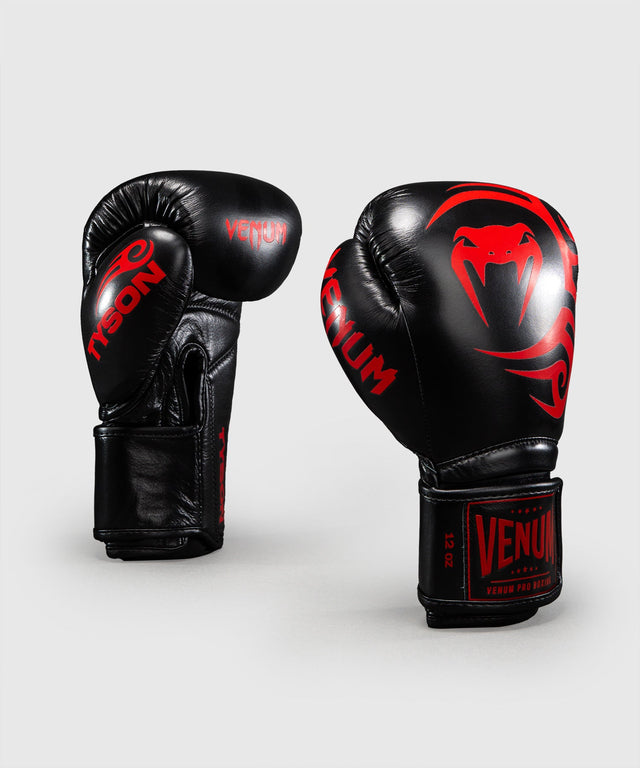 Gants de boxe Venum x Mike Tyson Giant 2.0 – Noir/Rouge