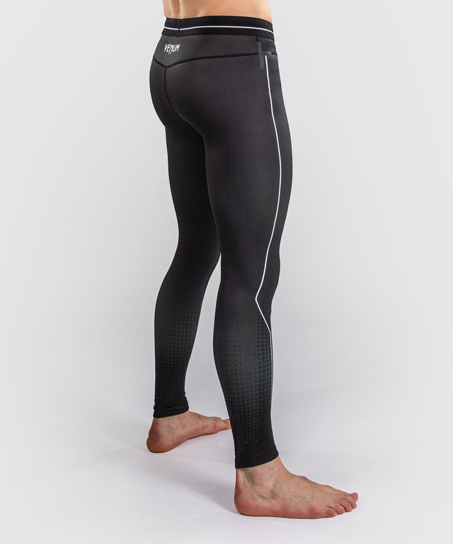 Mallas de compresión Venum Stealth – Negro/Blanco
