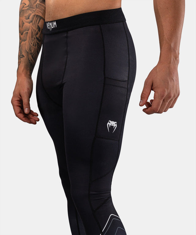Venum Kompressionsshorts Streamline – Schwarz/Weiß