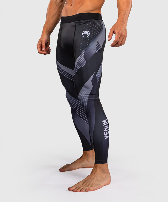 Shorts de compression Venum No-Gi 6.0 – Noir/Blanc