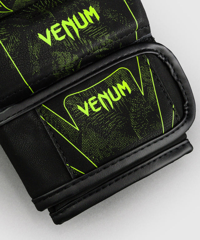 Venum MMA Handschoenen Amazonia Reborn - Zwart/Groen