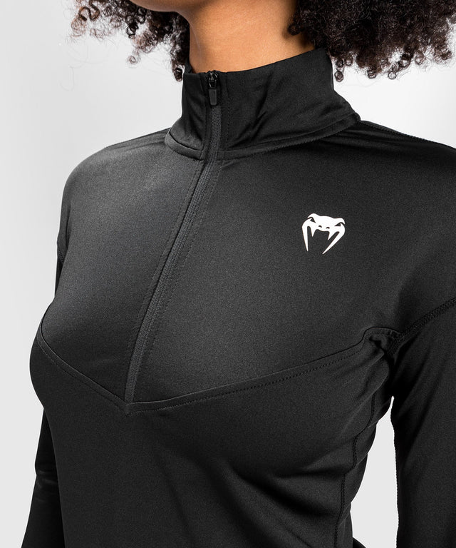 Venum Long Sleeves Essential – Schwarz