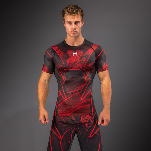 Venum Rashguard Crimson Viper 2.0 Korte Mouwen - Zwart/Rood