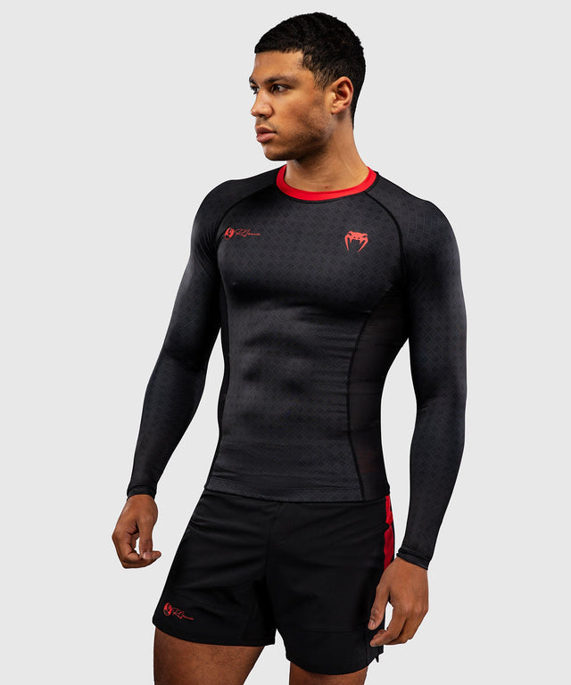 Rashguard Venum x Roger Gracie Manga Larga – Negro/Rojo