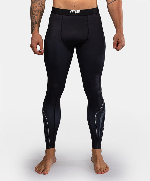 Venum Kompressionsshorts Streamline – Schwarz/Weiß
