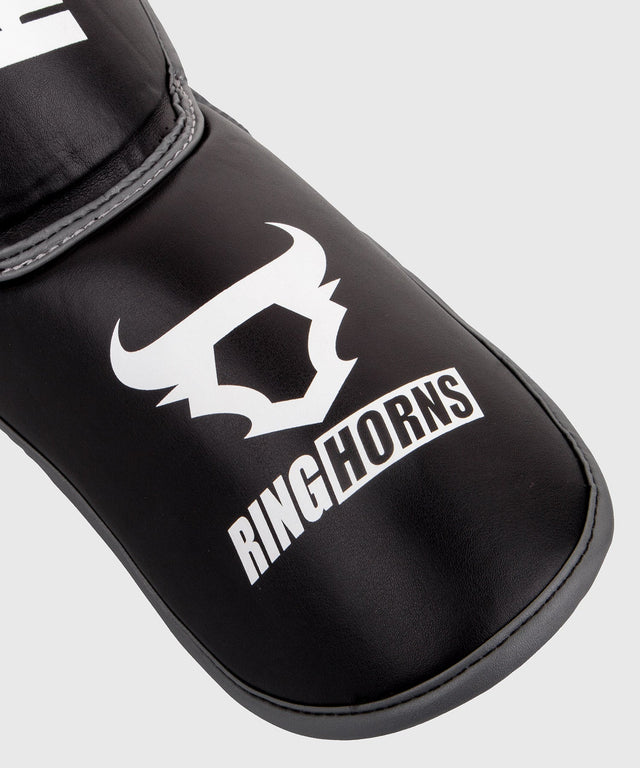 Protège-tibias Ringhorns Charger – Noir
