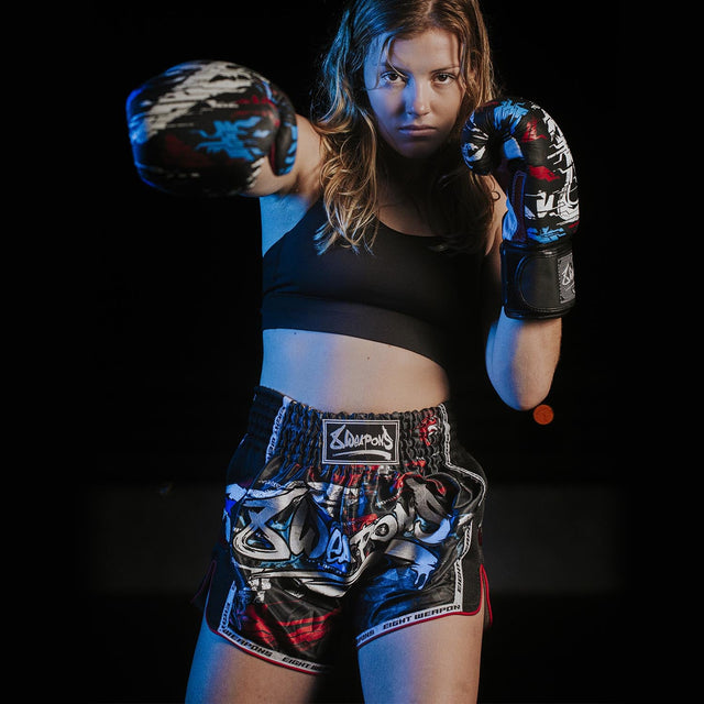 8 WEAPONS Muay-Thai-Shorts Cut Like A Blade 2.0 – Schwarz