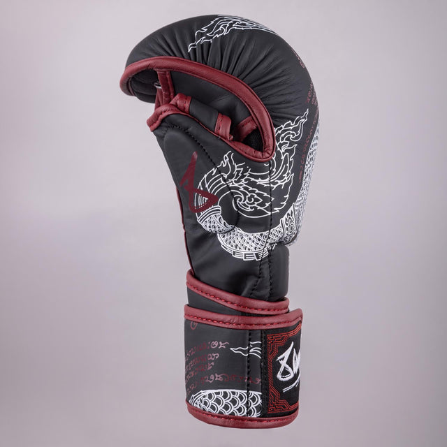 Gants de MMA 8 WEAPONS Sak Yant Naga – Noir/Rouge marron