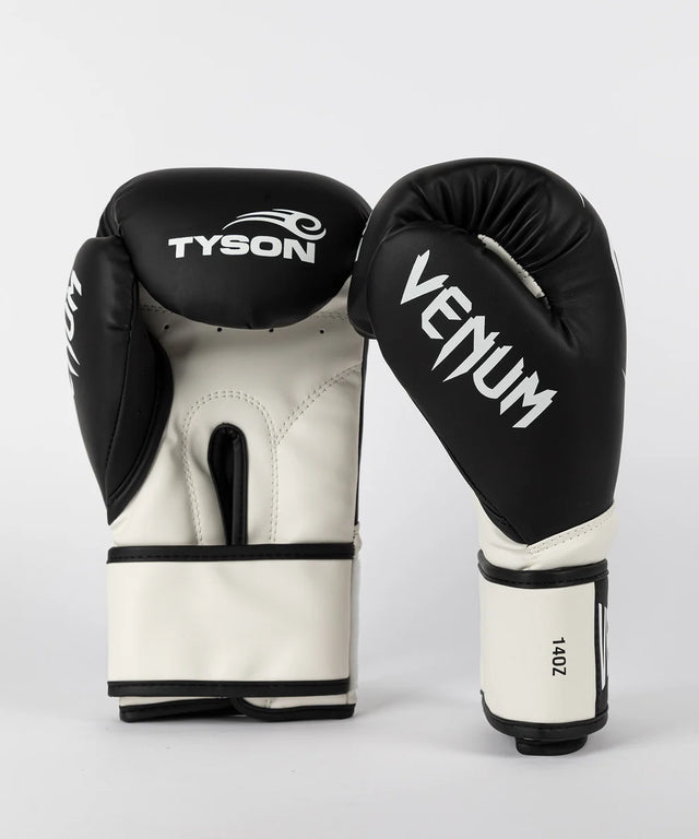 Gants de boxe Venum x Mike Tyson Giant 2.0 Pro – Noir/Blanc