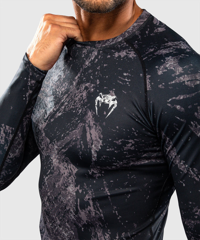 Rashguard Venum Rage & Workout Manga Larga – Negro/Gris