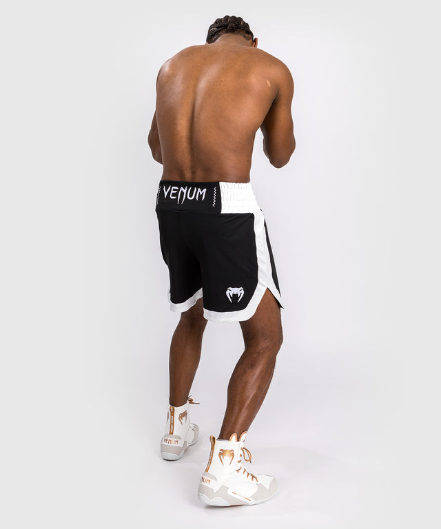 Pantaloncini da boxe Venum Classic – Nero/Bianco