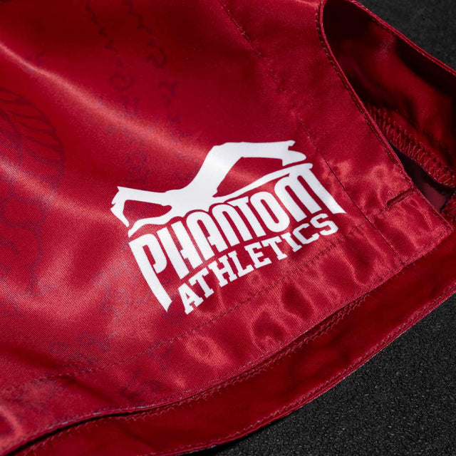 Phantom Athletics Muay Thai-shorts Sak Yant – Röd