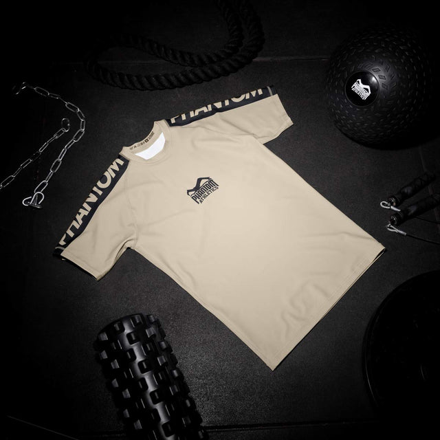 Rashguard Phantom Athletics EVO Apex Mangas Cortas - Arena