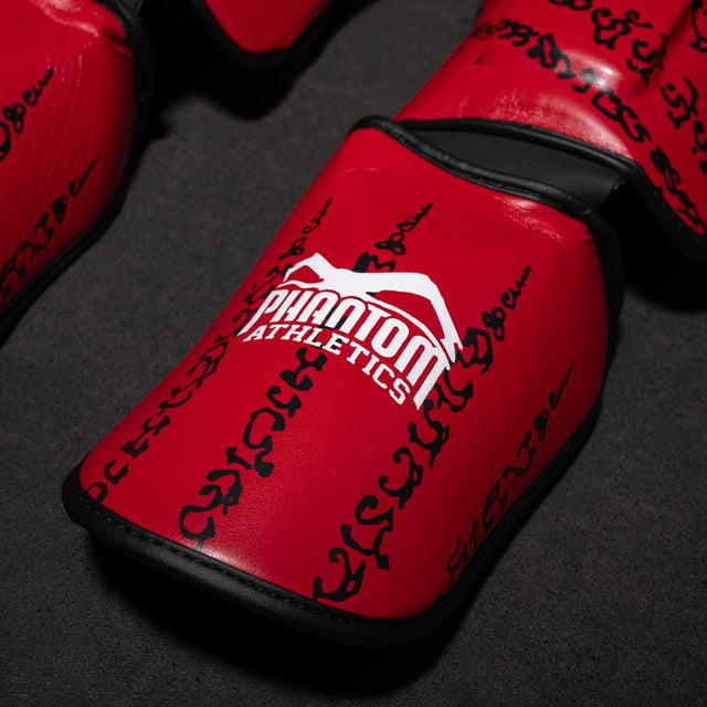 Protège-tibias Phantom Athletics Muay Thai – Rouge