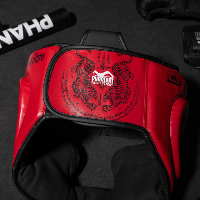 Casco Muay Thai Phantom Athletics – Rosso