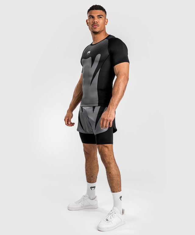 Rashguard Venum Attack – Manches courtes – Noir/Gris
