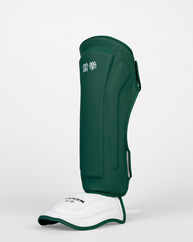 Protège-tibias Raiken KAZE – Vert foncé/Blanc