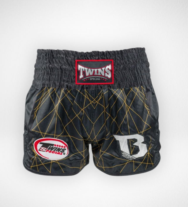 Twins Muay-Thai-Shorts TBT2 – Schwarz/Gelb