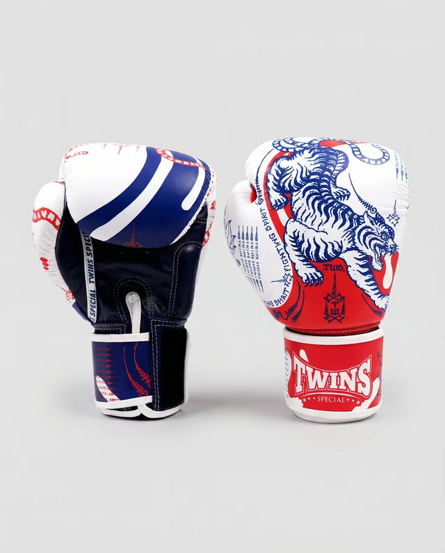 Guantoni da boxe Twins FBGVL4 Yant – Bianco/Blu/Rosso