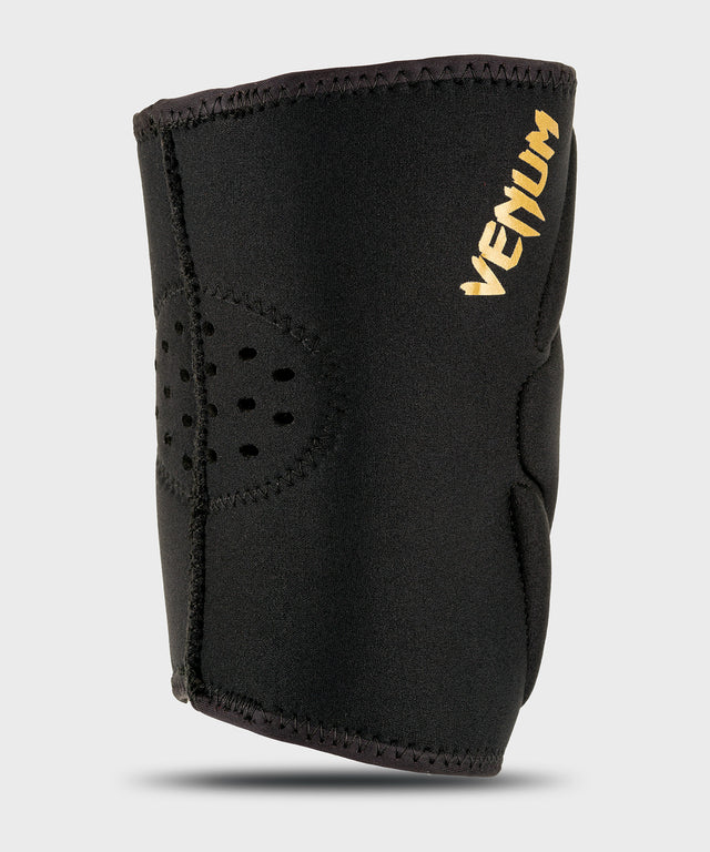 Genunchiere Venum Kontact – Negru/Auriu