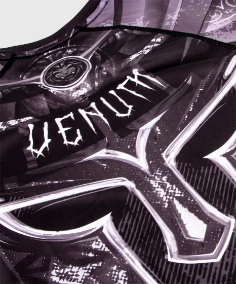 Rashguard Venum Gladiator 3.0 Maniche Corte – Nero/Grigio/Bianco