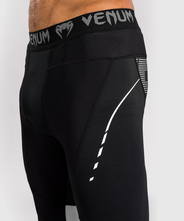 Mallas de compresión Venum Adrenaline – Negro/Gris Plata