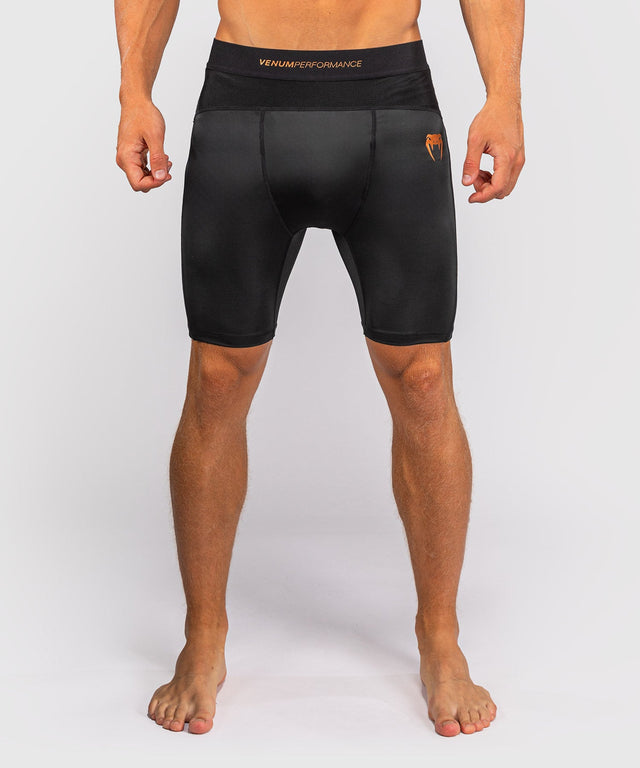 Pantaloni scurți de compresie Venum G-Fit Revolution G-Fit Vale Tudo – Negru/Cupru