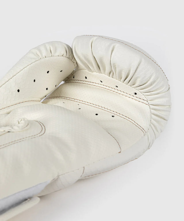 Guantes de boxeo Venum Impact Evo Scales – Blanco marfil