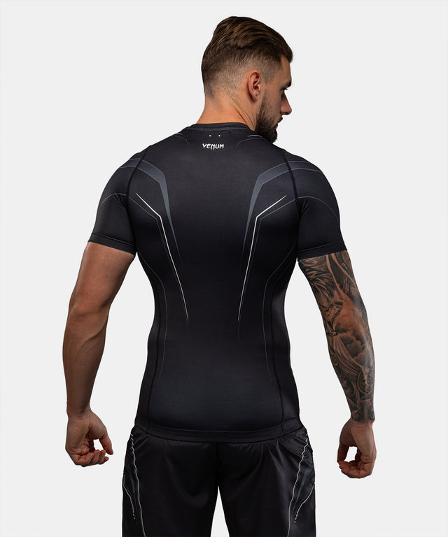 Rashguard Venum Streamline Manga Corta – Negro/Blanco