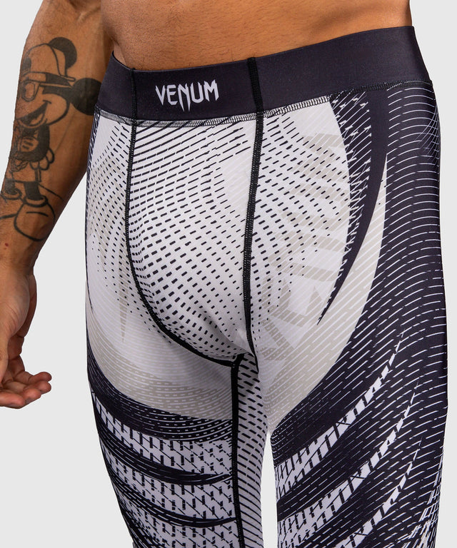 Shorts de compression Venum Galactic 3.0 – Blanc cassé/Noir