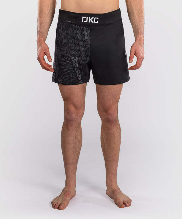 Shorts de MMA Venum Karate Combat – Noir/Gris
