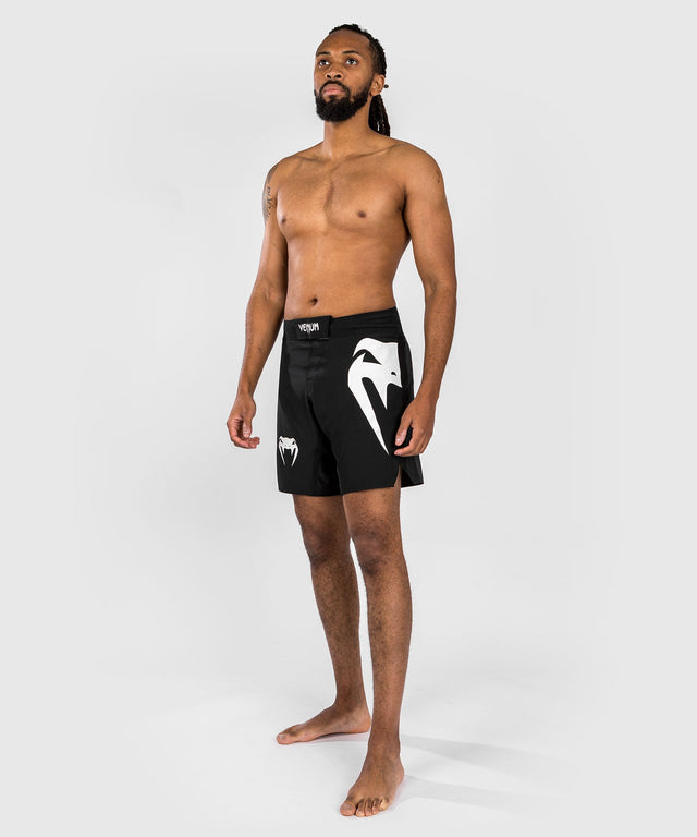 Venum MMA-Shorts Light 5.0 – Schwarz/Weiß