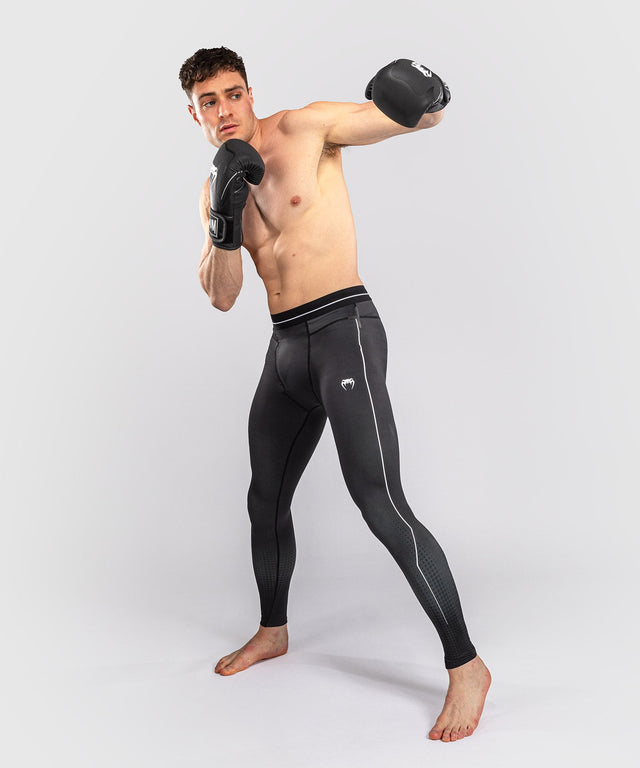Mallas de compresión Venum Stealth – Negro/Blanco