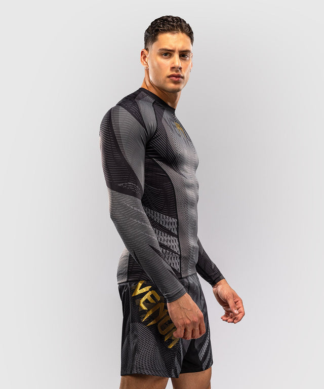 Rashguard Venum Galactic 3.0 Manga Larga – Negro/Oro