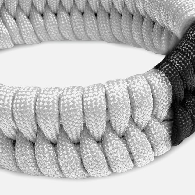 Pulsera de Paracord Hayabusa para Jiu Jitsu – Blanco
