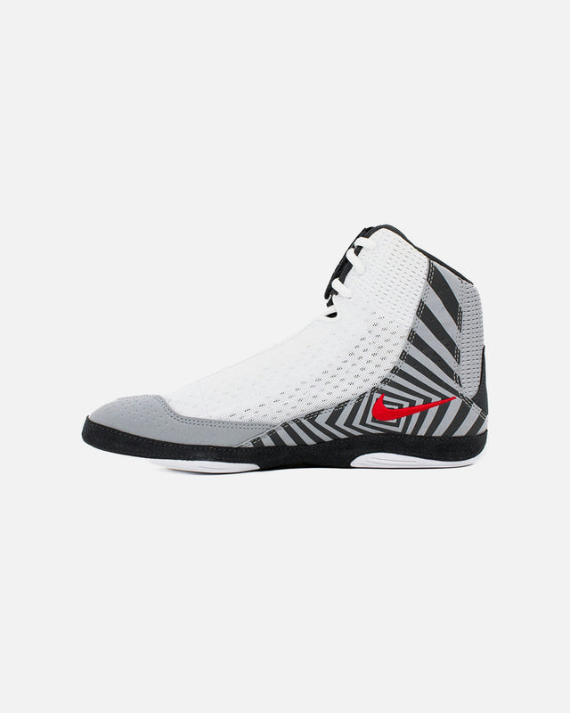 Nike Ringerschuhe Inflict 4 SE – Weiß/Grau