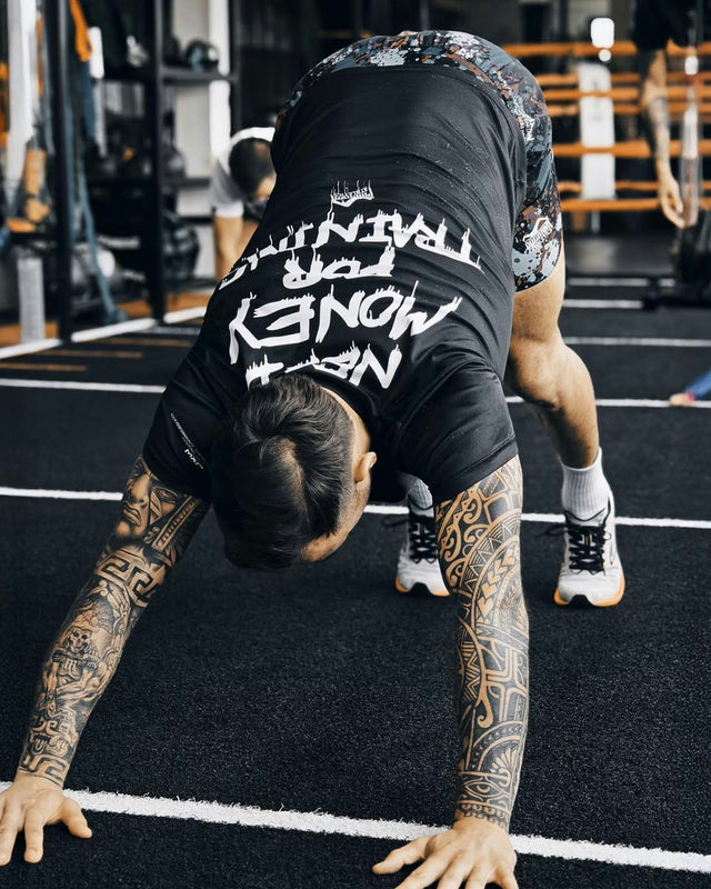 Phantom Athletics Trainingsshirt EVO Need Money For Training - Zwart