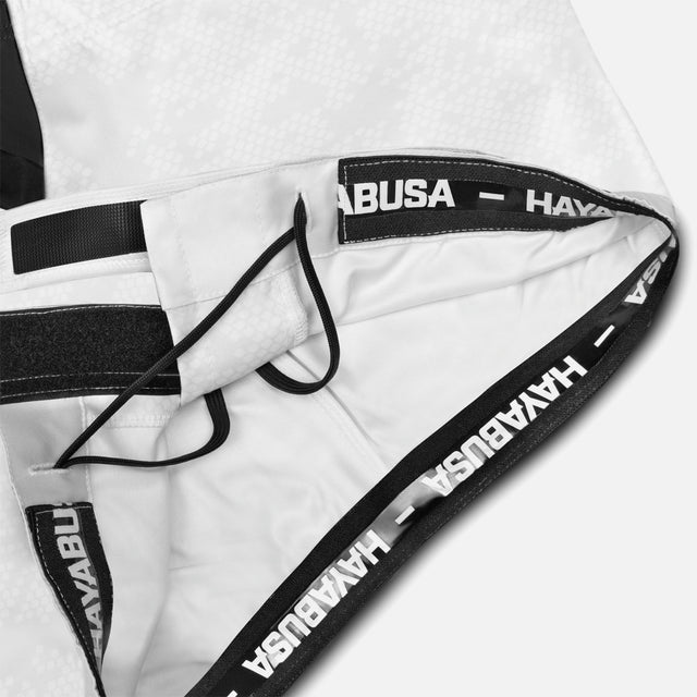 Hayabusa MMA-Shorts Hex Mid-Thigh – Weiß