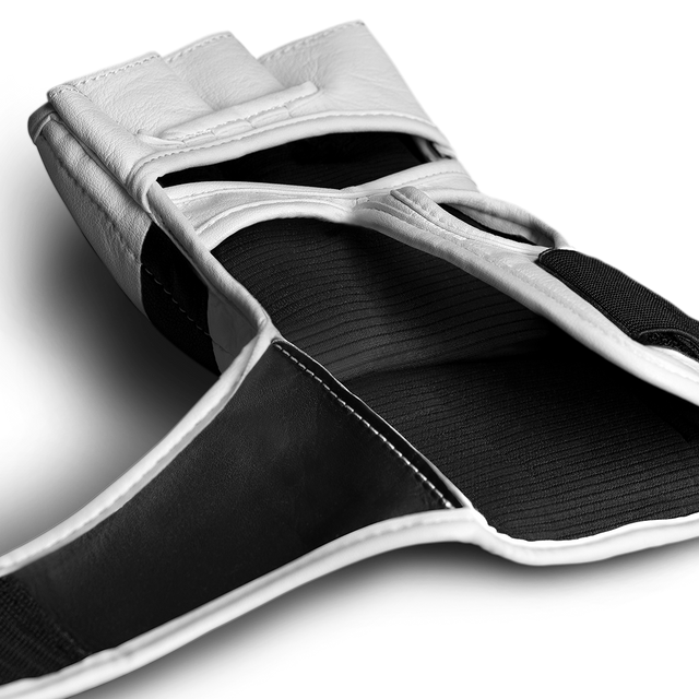 Hayabusa MMA-Handschuhe T3 – Weiß/Schwarz