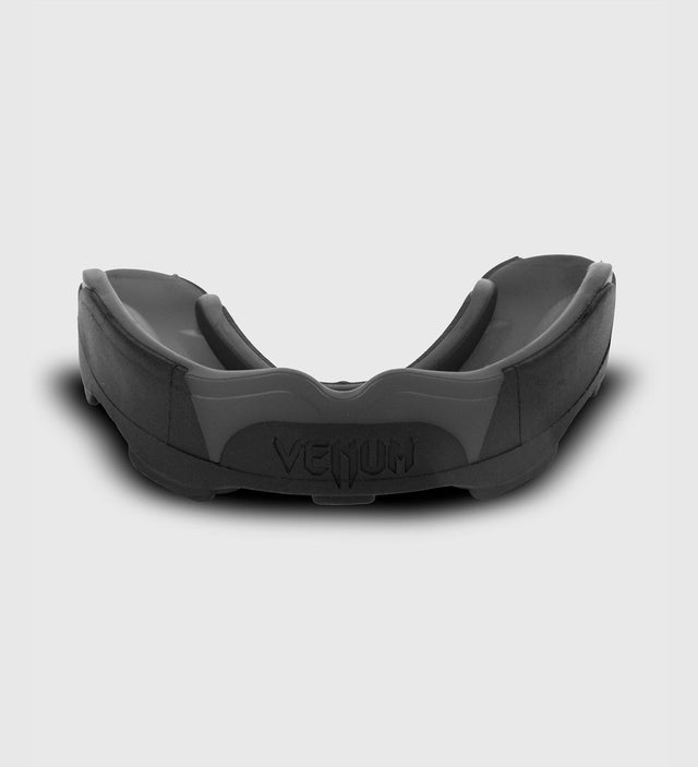 Paradenti Venum Predator – Nero/Grigio