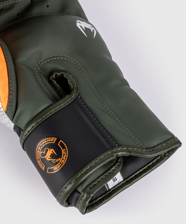 Guantes de boxeo Venum Elite – Negro/Plata/Caqui