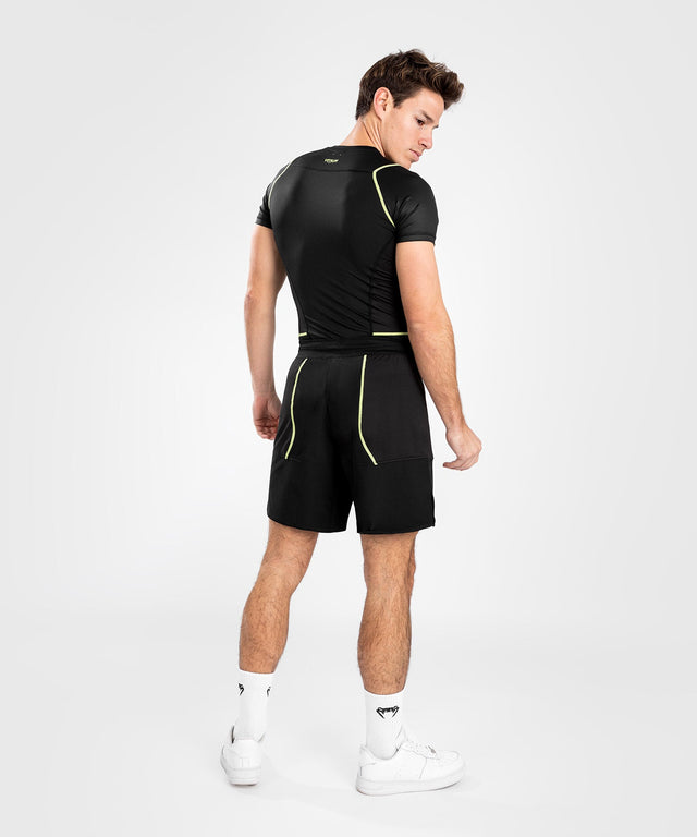 Shorts de MMA Venum Fusion 2.0 – Noir/Jaune