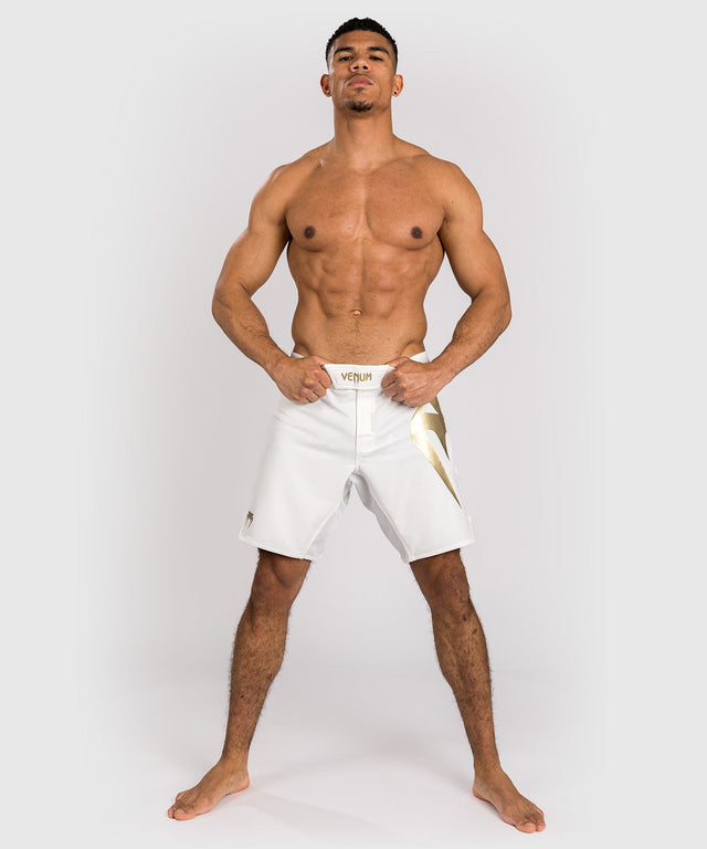 Shorts de MMA Venum Light 5.0 – Blanc/Or