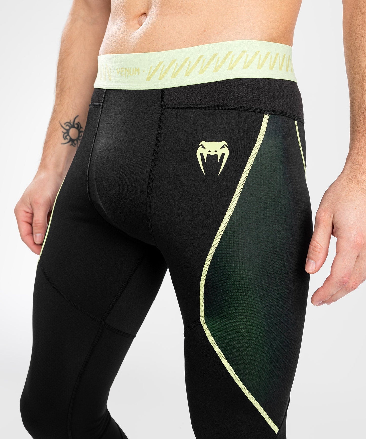 Venum Spats Fusion 2.0 - Zwart/Geel - Spats