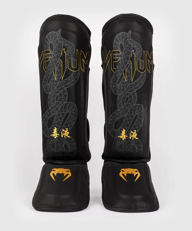 Venum Kickboks Scheenbeschermers Serpenti - Zwart