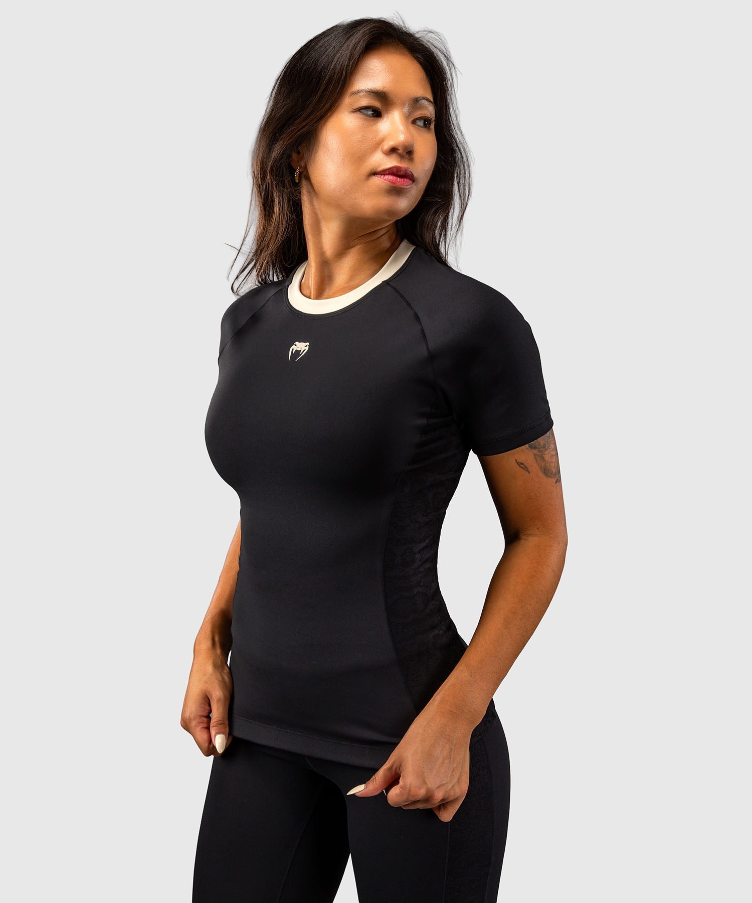 Rashguard Venum Viper manches courtes femme – Noir