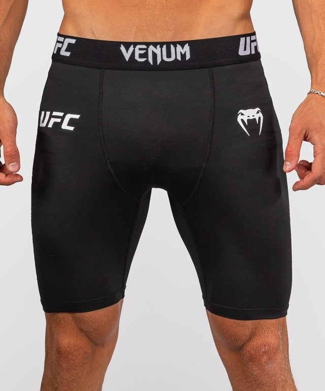 Pantaloncini a compressione Venum UFC – Nero