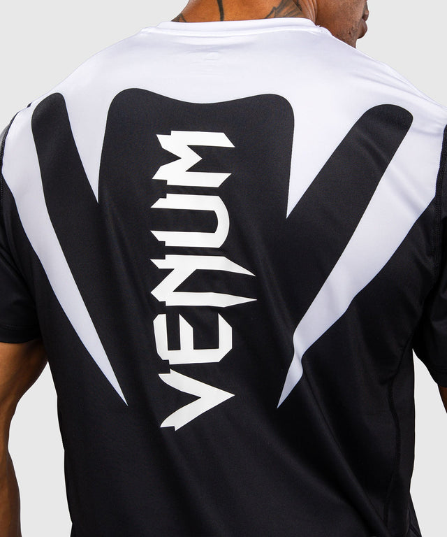 Venum T-Shirt Attack 90 – Weiß/Schwarz